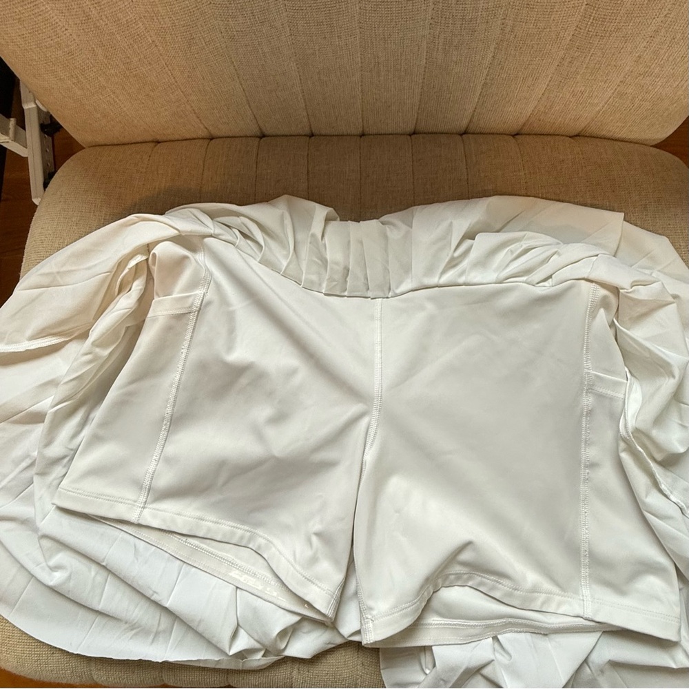Athleta White Pleated Elevate Skort - image 5
